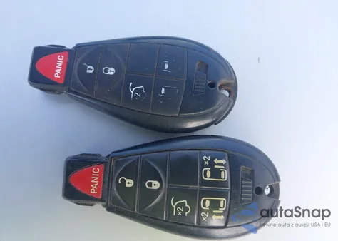 2013 Chrysler Town & Country Touring из США, поврежденный, VIN 2C4RC1BG6DR721854